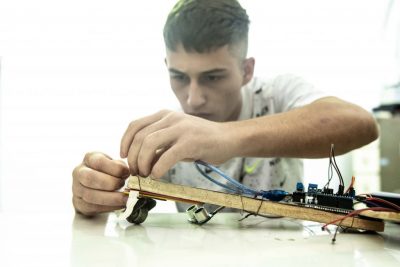 Colectivo En Las Flores: “El taller es un entramado, realmente se siente a la tecnología como una mediación social”