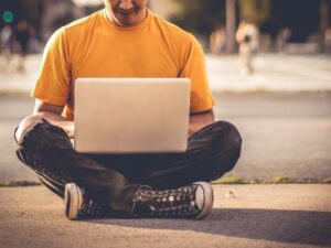 Pasantías rentadas para estudiantes de Comunicación Social