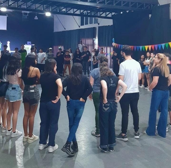 La FCEDU realizó una maratón comunicacional con jóvenes de los departamentos Paraná, Federal y Feliciano