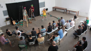 Ciclo cultural en la Unidad Penal N°1: Teatro y homenaje
