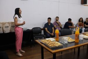 Se realizó un brindis para homenajear al personal nodocente de la FCEDU