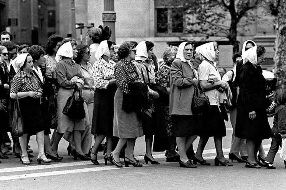 La voz de los Pañuelos en la Biblioteca Parlante