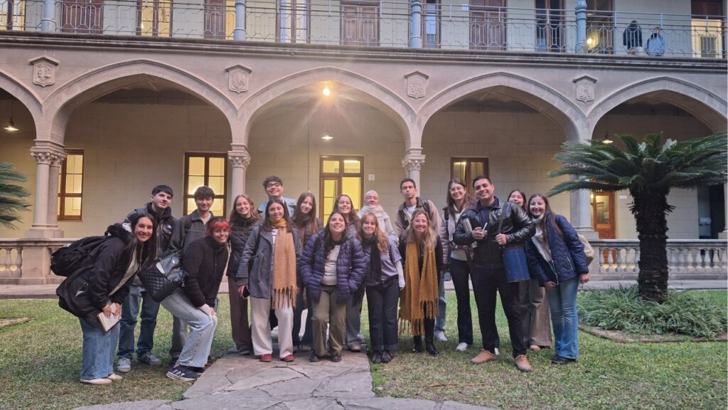 Estudiantes y docentes realizaron una visita guiada a la Manzana Jesuítica de Santa Fe