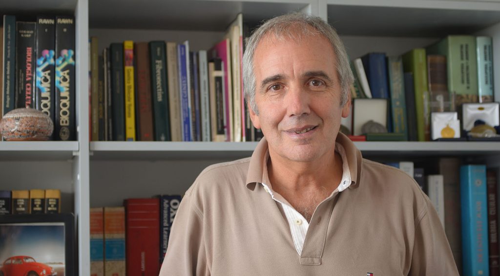 Alberto Kornblihtt dará una charla sobre “La ciencia en la Argentina de la motosierra”