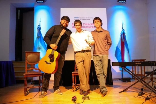 Banda invitada Pequeños Seres